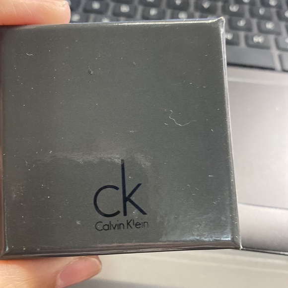 NWT Calvin Klein White Ellipse Ring - Picture 4 of 5